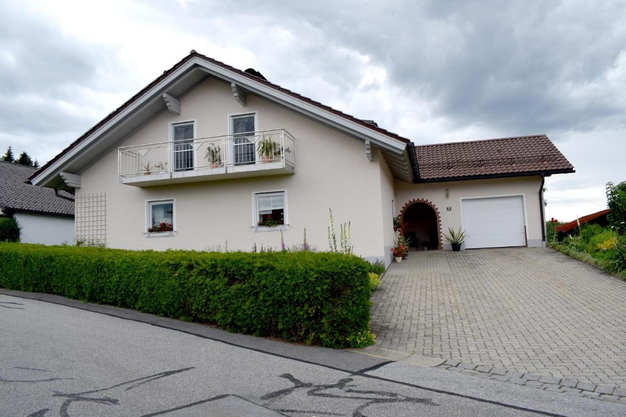 フライウングHaus Heidiアパートメント エクステリア 写真
